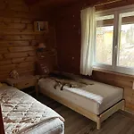 Jolie Dans Отель типа 