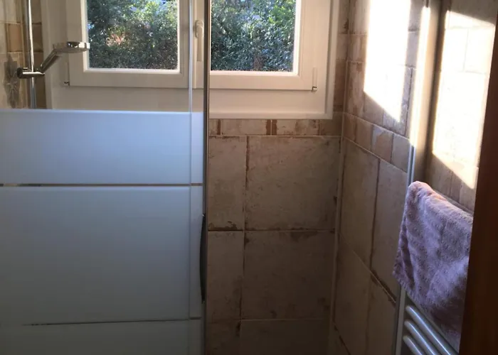 Jolie Dans Bed & Breakfast *