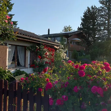 Jolie Dans Bed & Breakfast