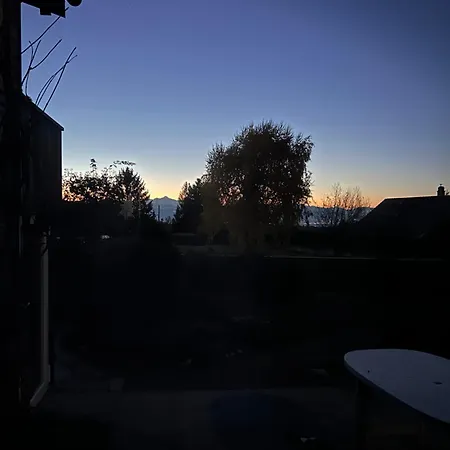 Jolie Dans Le Vaud