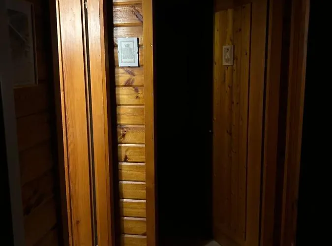 Jolie Dans * Le Vaud