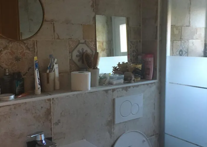 Jolie Dans Bed & Breakfast